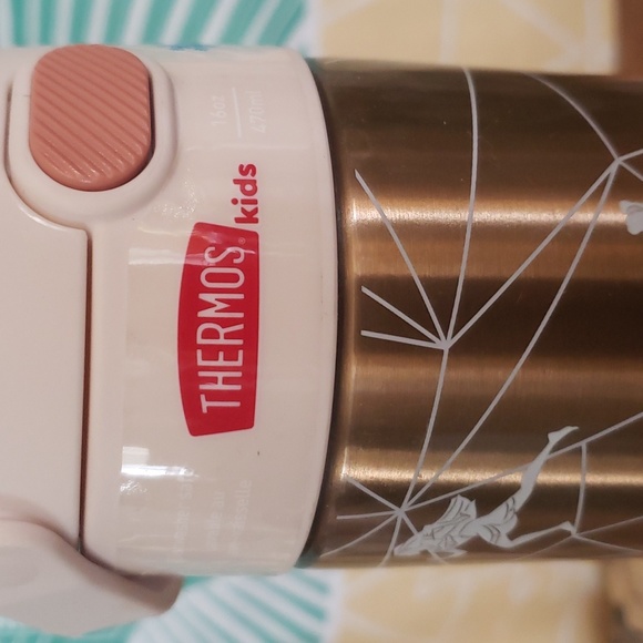 Thermos® Licensed FUNtainer Hydration Bottle, 16 Oz, Gold Disney Princess - Picture 3 of 5